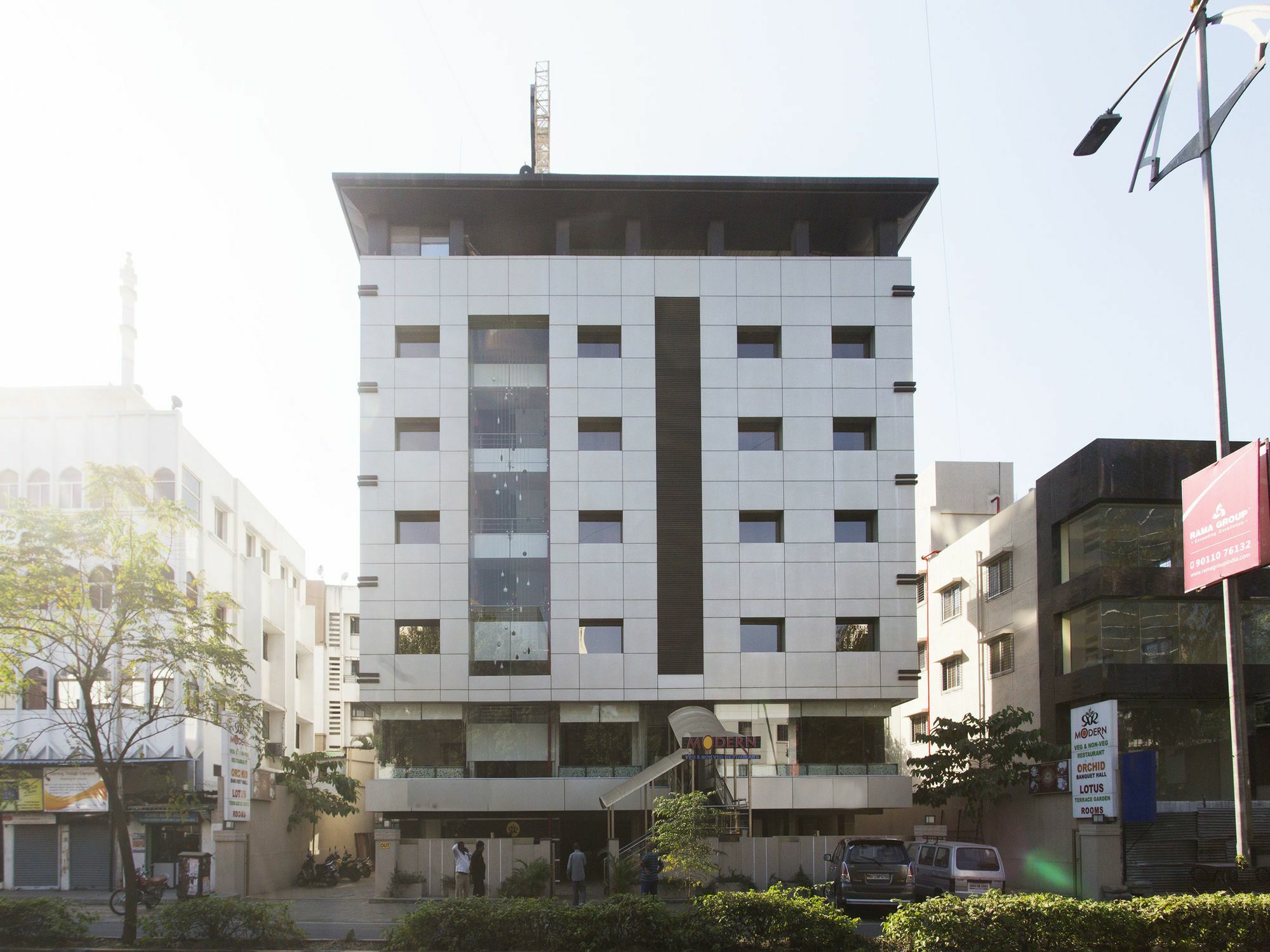 Townhouse Oak Regal Inn Near Sant Tukaram Nagar Metro Station Pimpri-Chinchwad Exterior photo