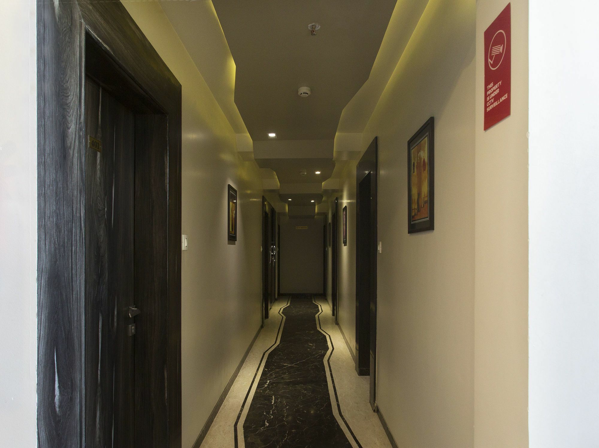 Townhouse Oak Regal Inn Near Sant Tukaram Nagar Metro Station Pimpri-Chinchwad Exterior photo